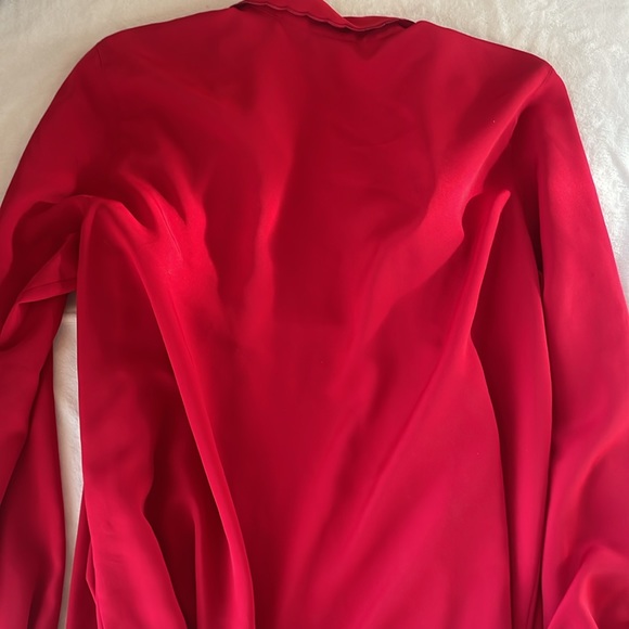Laura scott vintage red dress shirt with beautiful detail - Picture 4 of 5